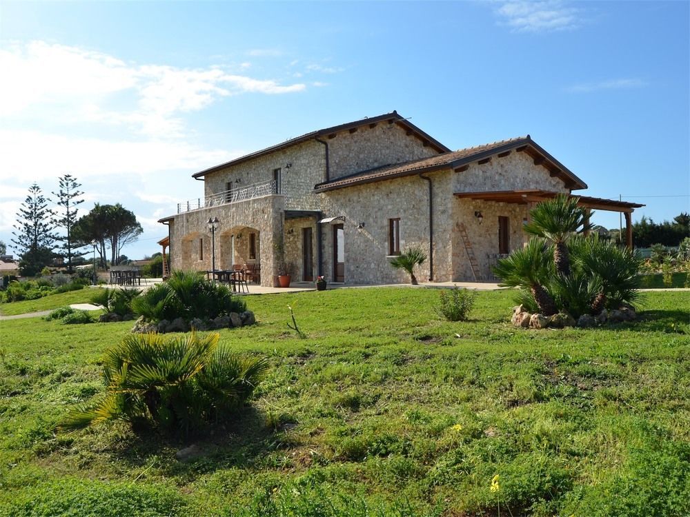 B&B Al Tramonto Portopalo Portopalo Di Capo Passero Екстериор снимка